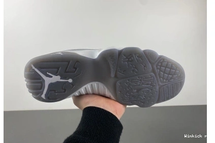 9 'Cool Air Retro Grey' Jordan 0825